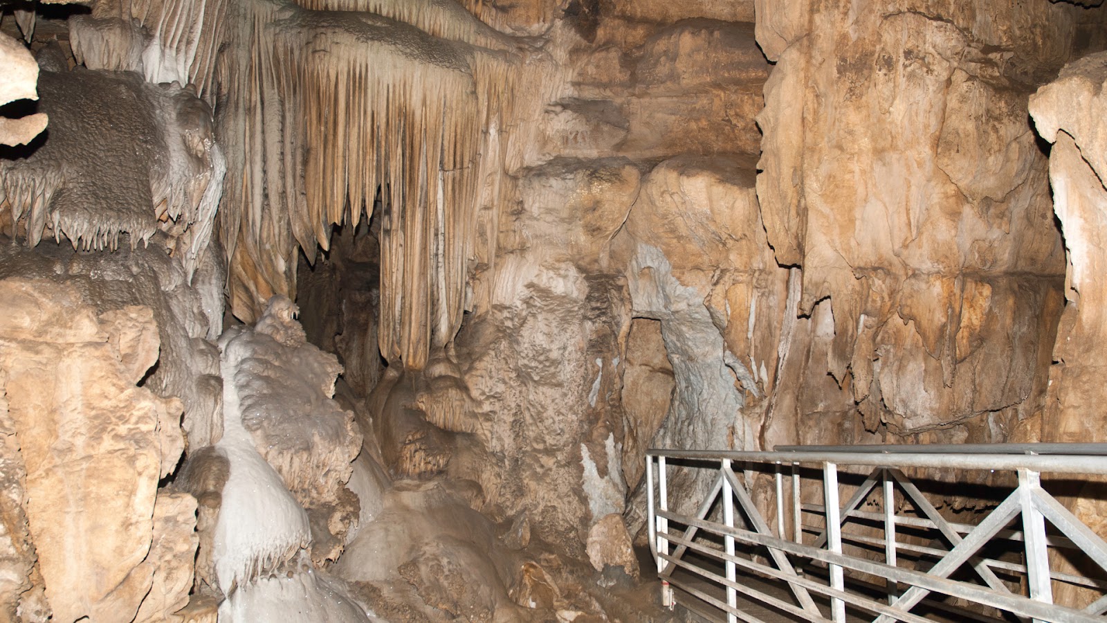 Crystal Cave