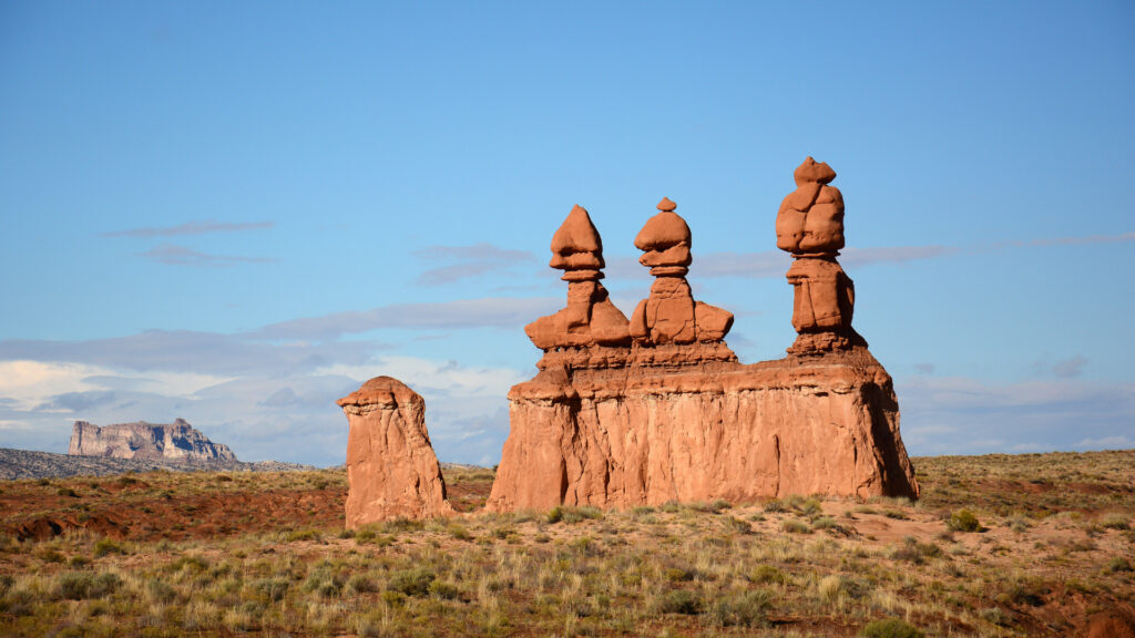 Three sisters formation
